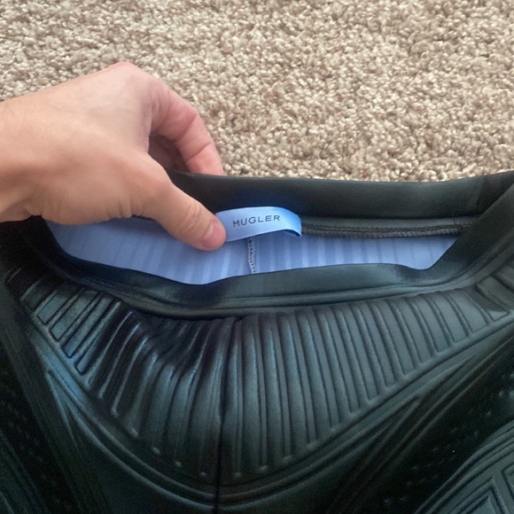 MUGLER: Embossed scuba biker shorts - Picture 3 of 3